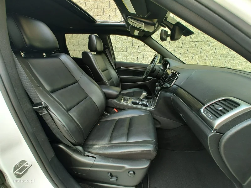 Jeep Grand Cherokee 11