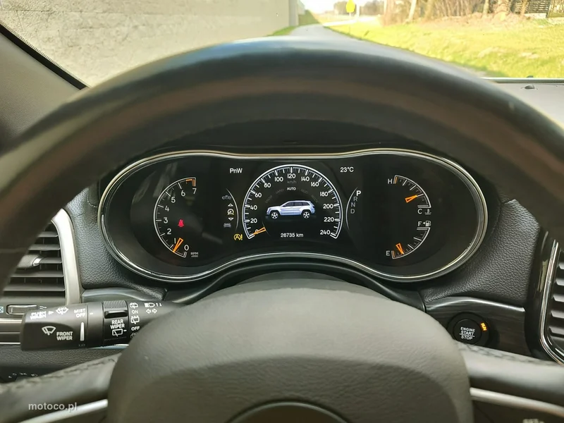 Jeep Grand Cherokee 26