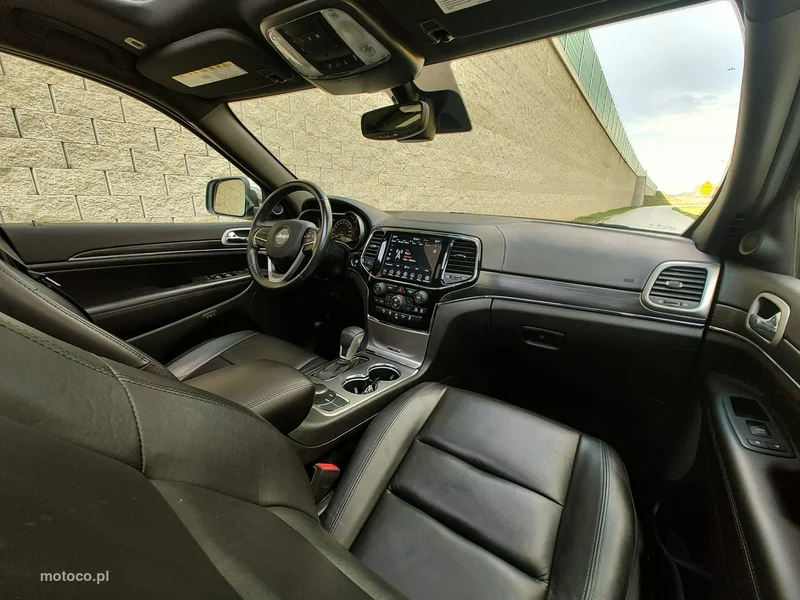 Jeep Grand Cherokee 9