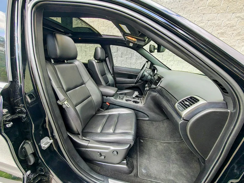 Jeep Grand Cherokee 11