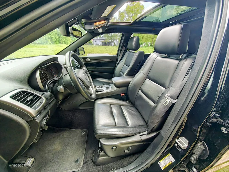 Jeep Grand Cherokee 12