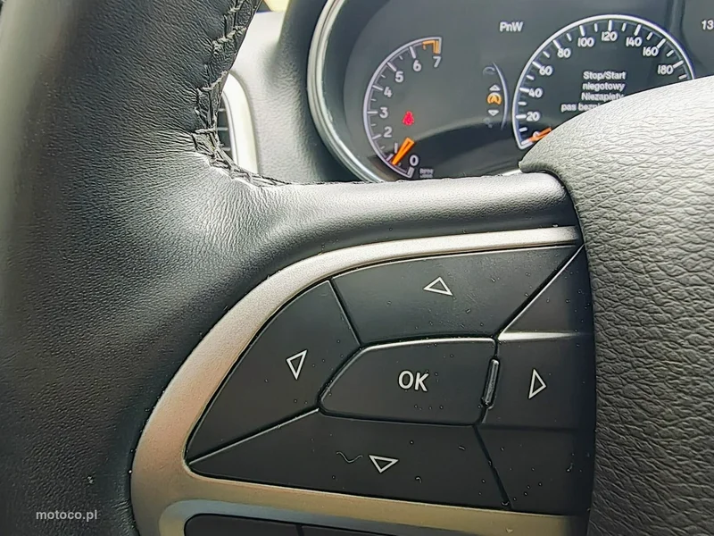 Jeep Grand Cherokee 22