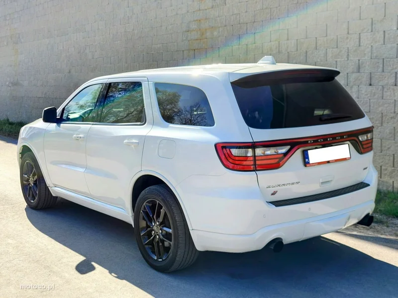 Dodge Durango 4