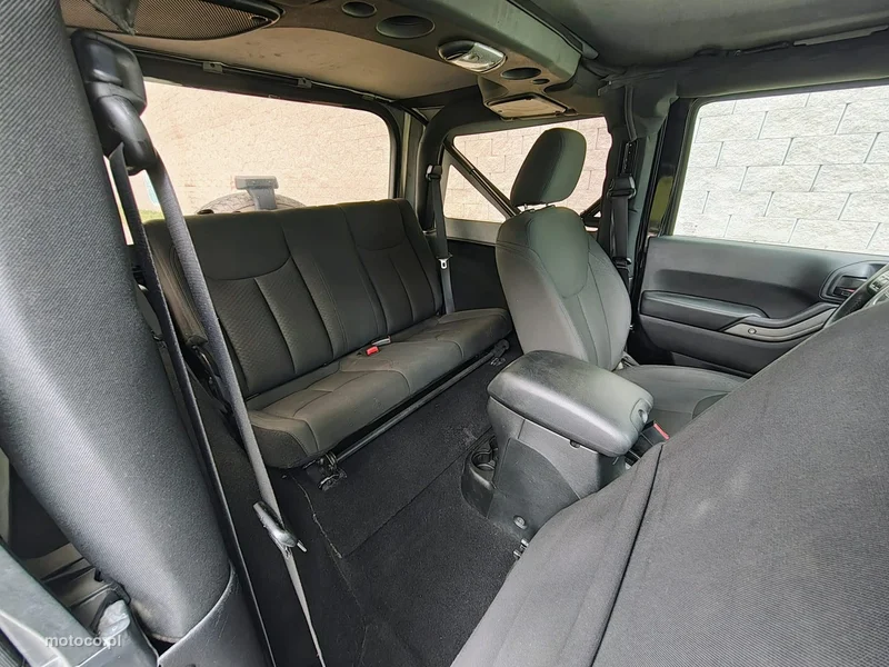 Jeep Wrangler 12