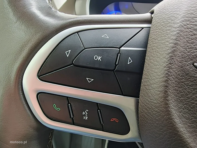 Chrysler Pacifica 26