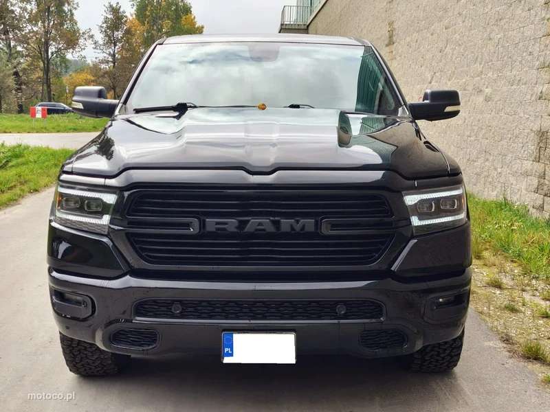RAM 1500 2