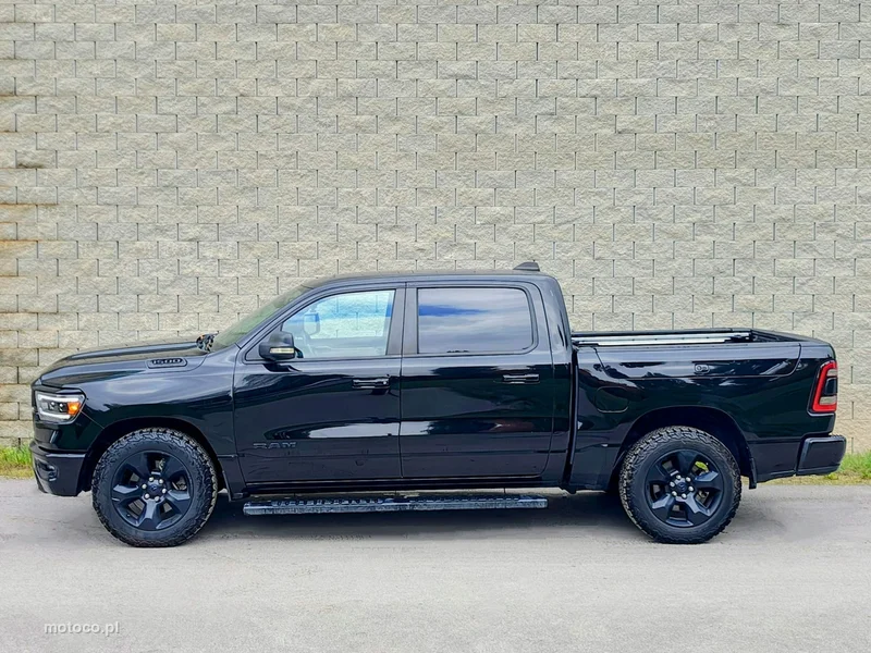 RAM 1500 8