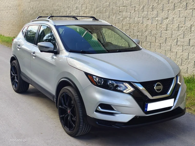 Nissan Rogue 4