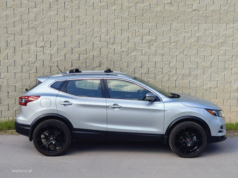 Nissan Rogue 10