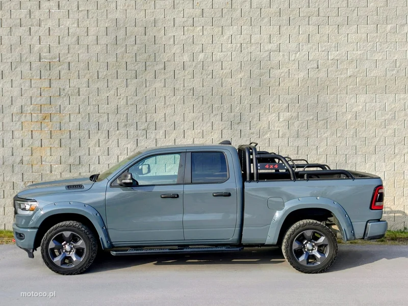RAM 1500 9