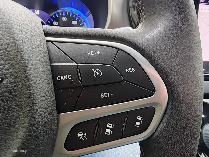 Chrysler Pacifica 19