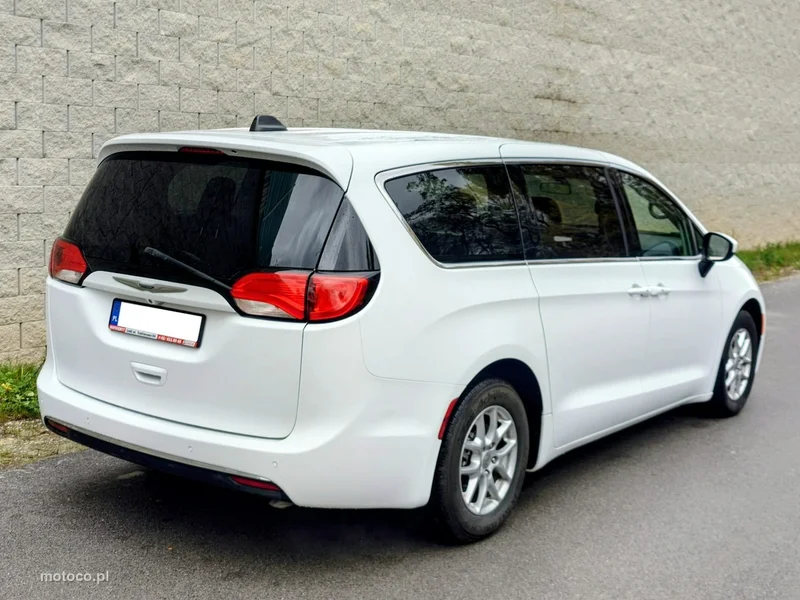 Chrysler Pacifica 4