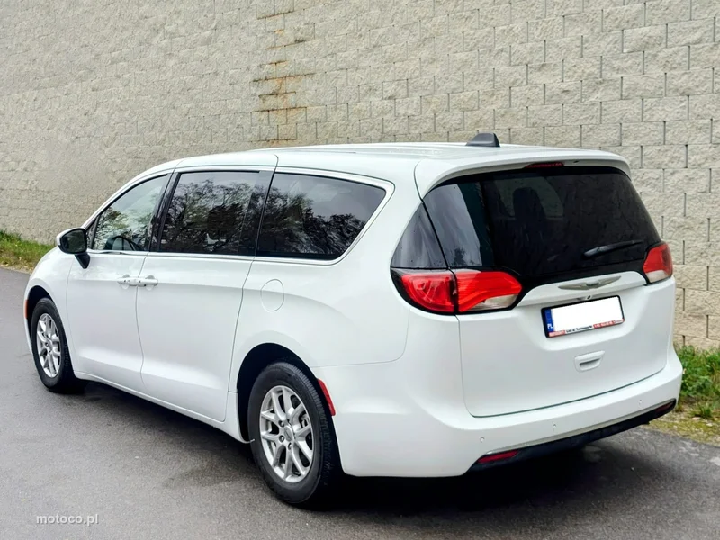 Chrysler Pacifica 6
