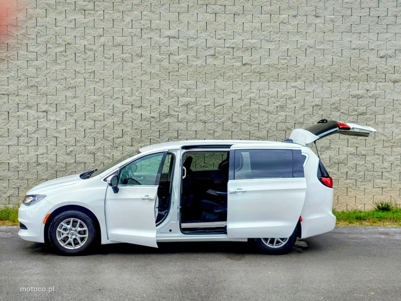 Chrysler Pacifica 7
