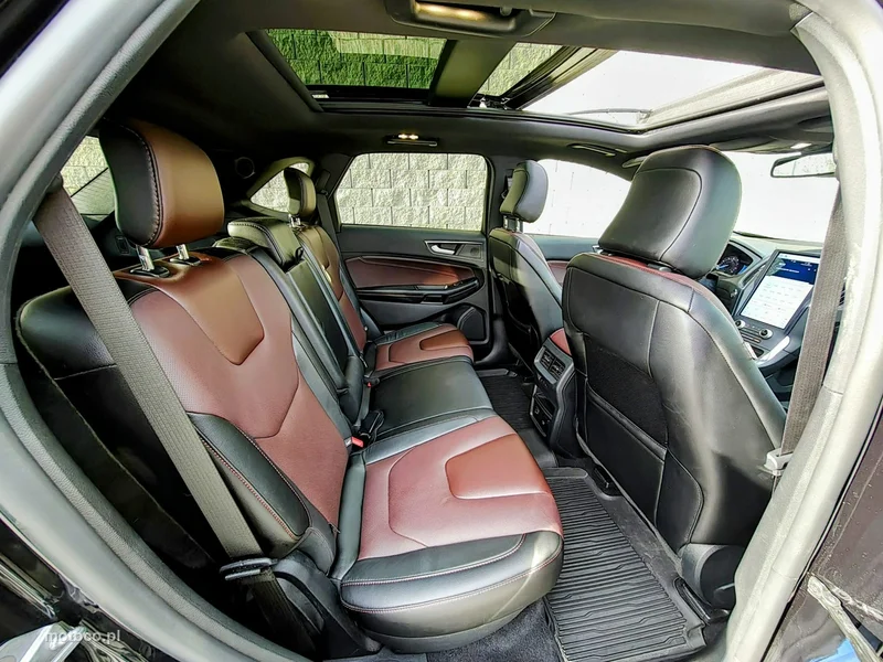 Ford Edge 13