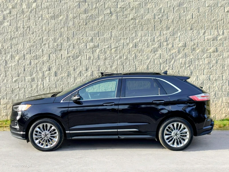 Ford Edge 8