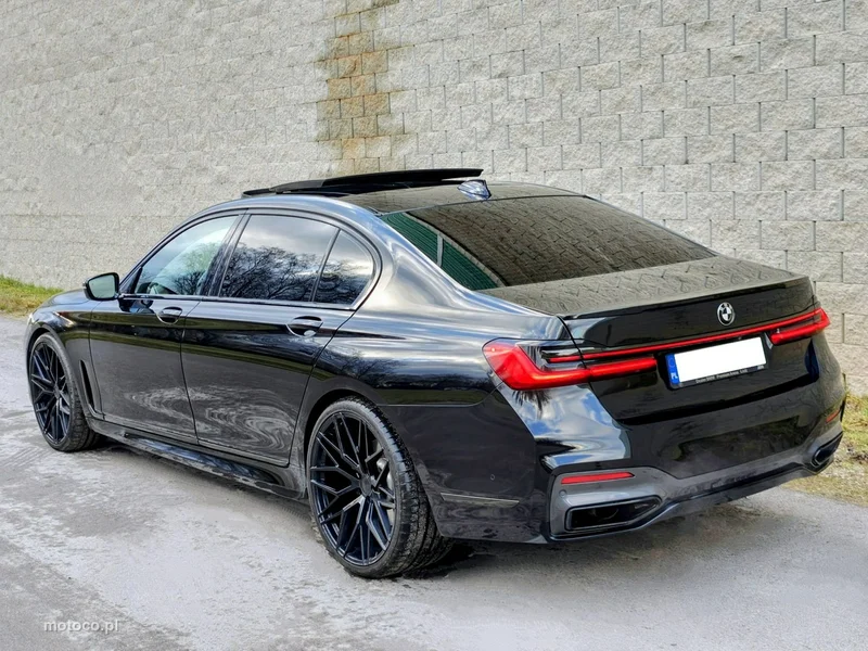 BMW Seria 7 G11 740 6