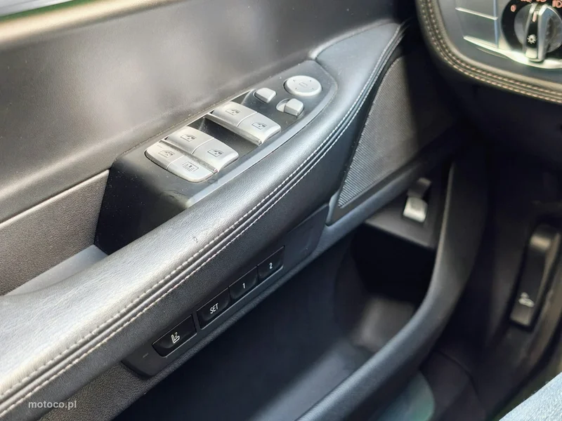 BMW Seria 7 G11 740 9