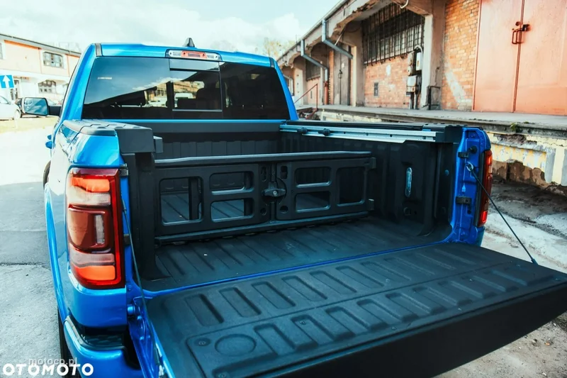 RAM 1500 16