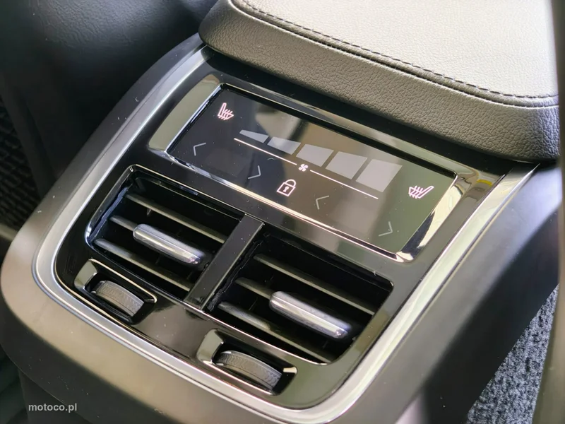 Volvo XC 90 16