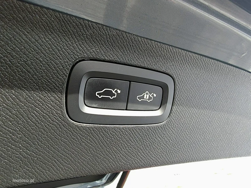 Volvo XC 90 18