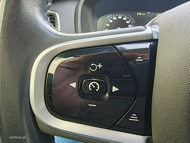 Volvo XC 90 19
