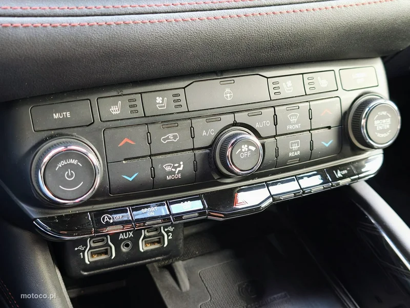 Dodge Durango 12