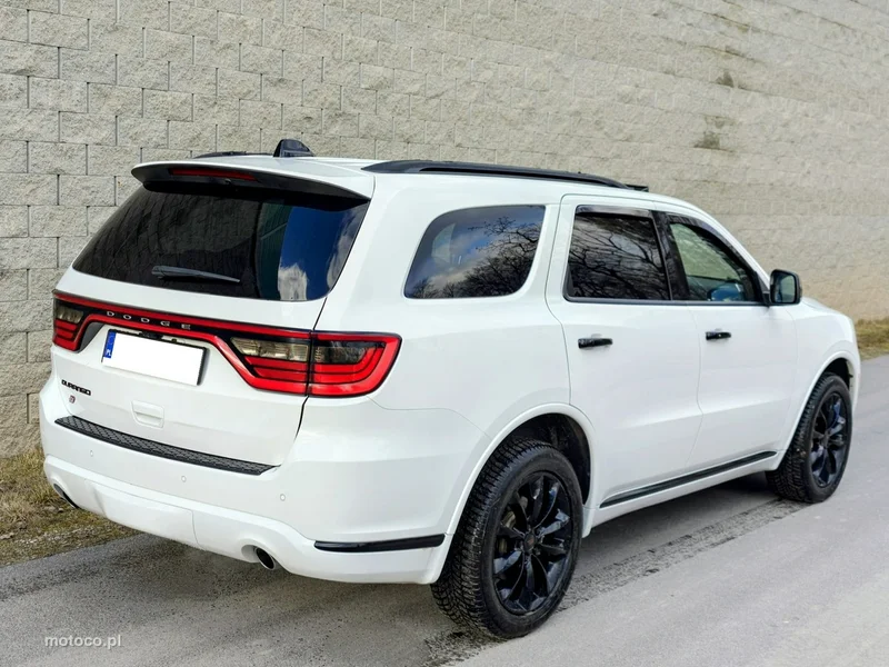 Dodge Durango 4
