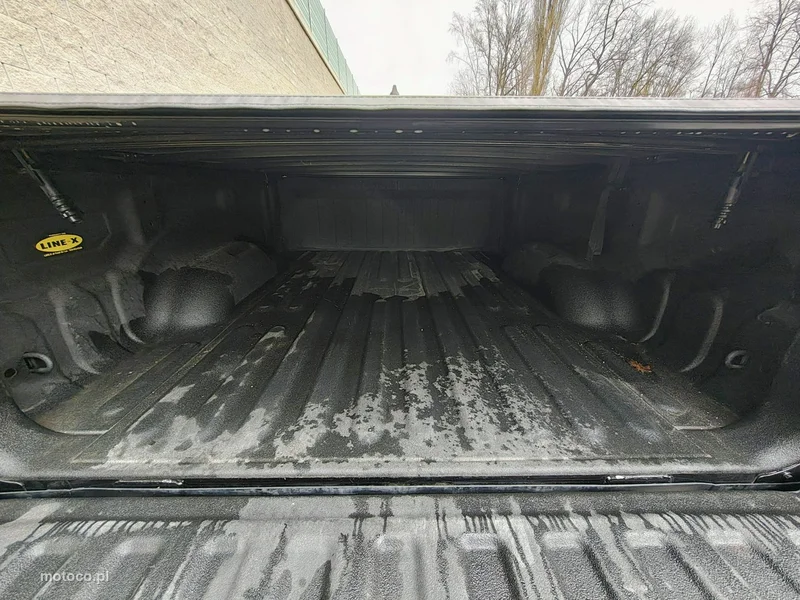 RAM 1500 9