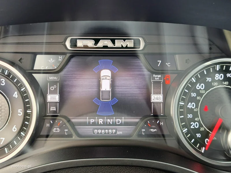 RAM 1500 10