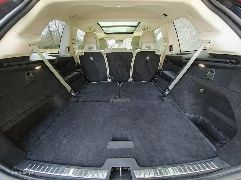 Volvo XC 90 15
