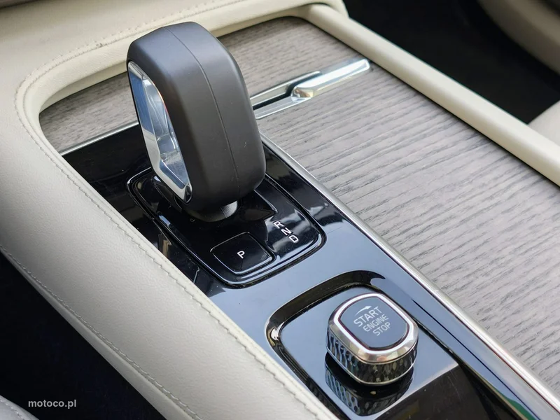 Volvo XC 90 20