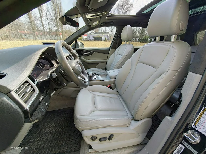 Audi Q7 4M 11