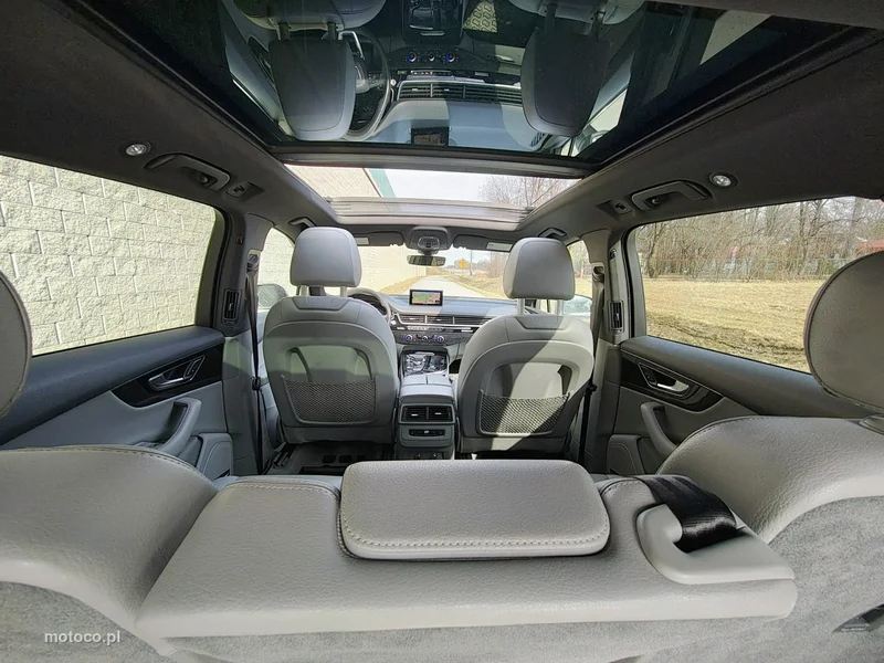 Audi Q7 4M 16