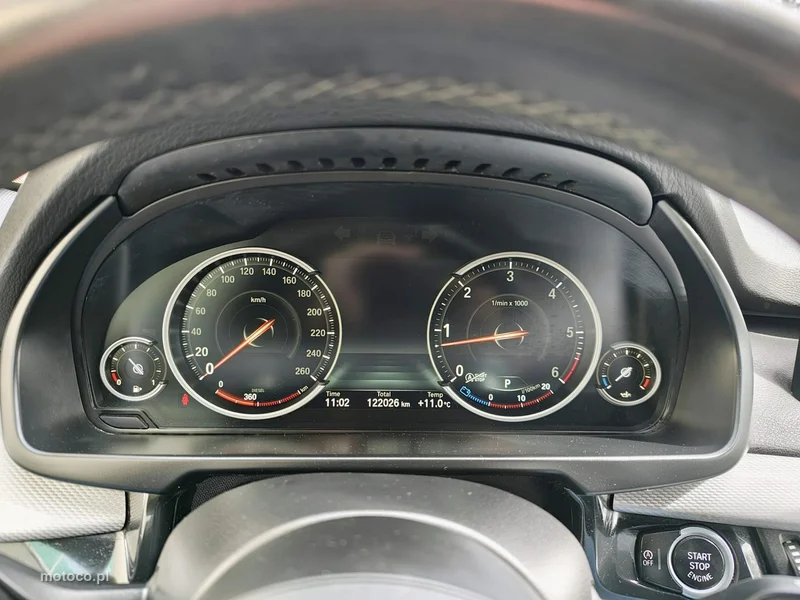 BMW X5 F15 10