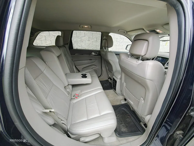 Jeep Grand Cherokee 20