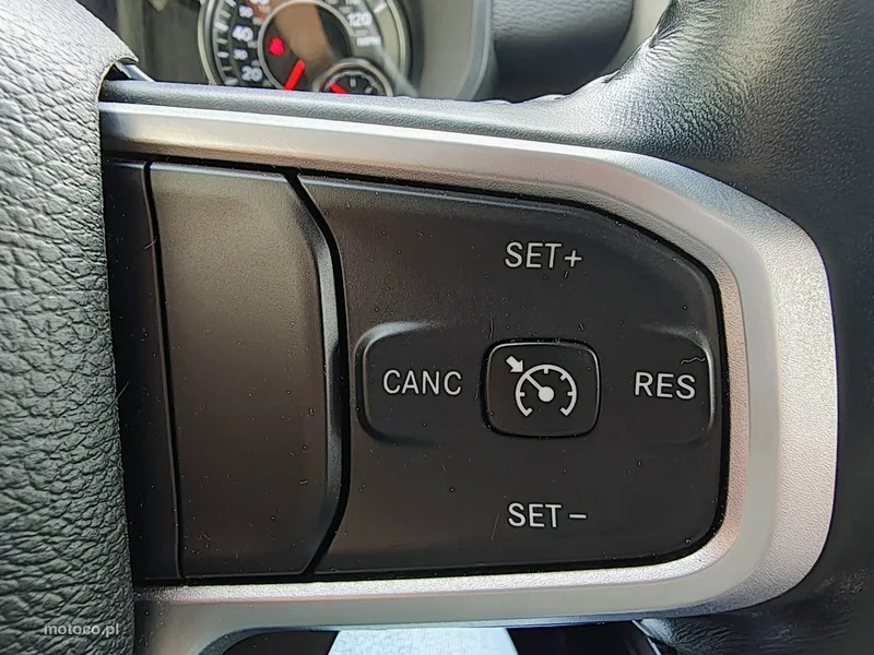 RAM 1500 27