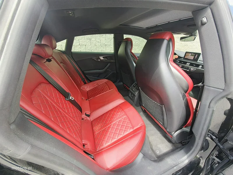 Audi S5 F5 15