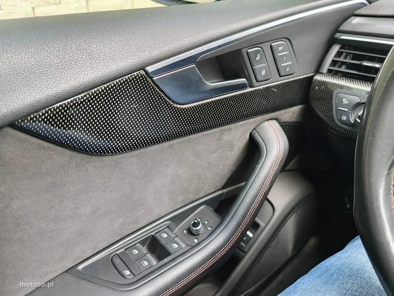Audi S5 F5 22