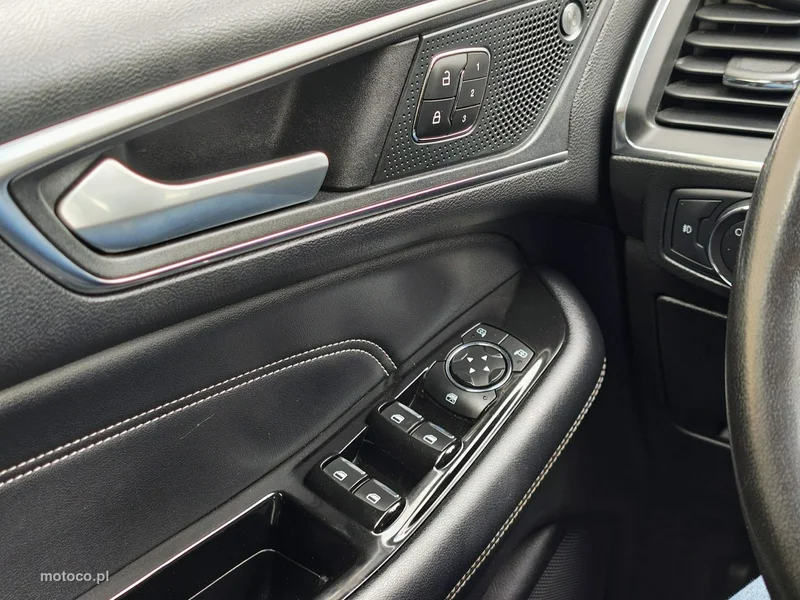 Ford Edge 12