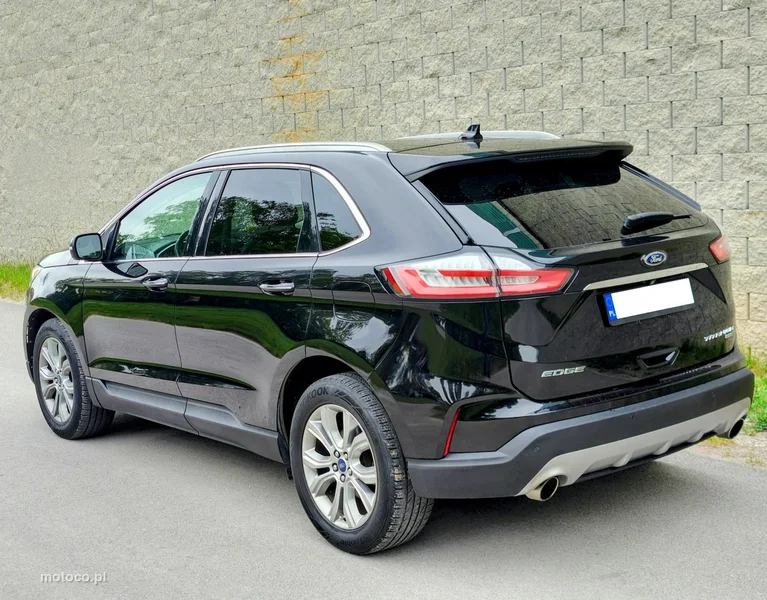 Ford Edge 6