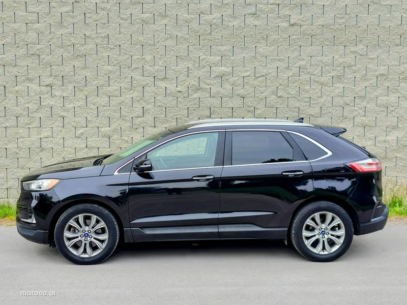 Ford Edge 8