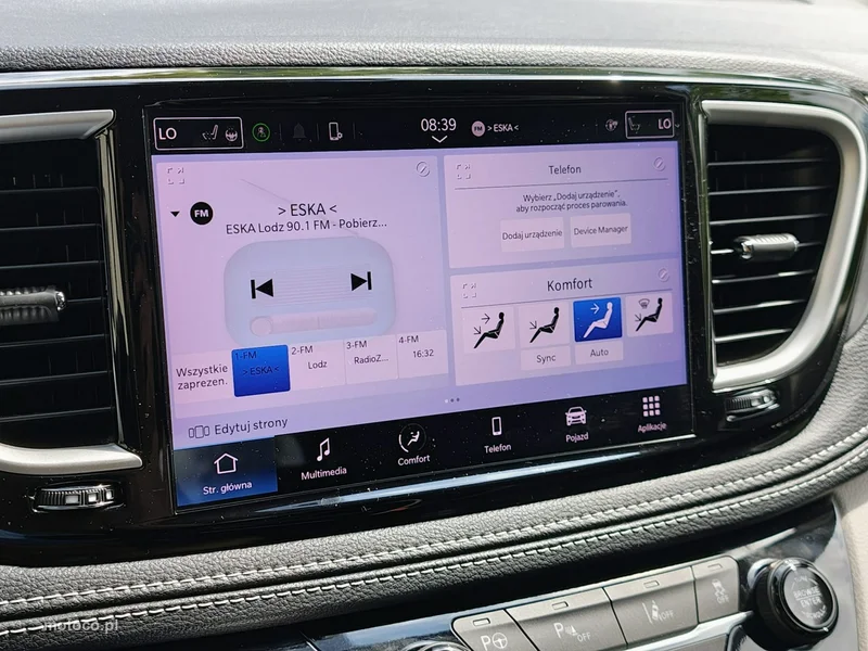 Chrysler Pacifica 15
