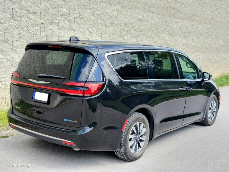Chrysler Pacifica 6