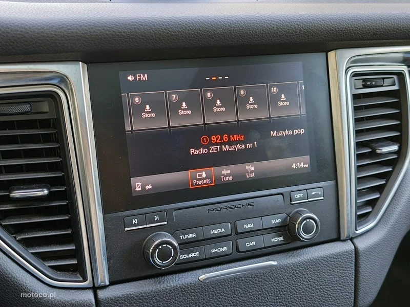 Porsche Macan 95B 21