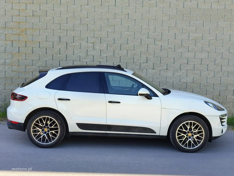 Porsche Macan 95B 7