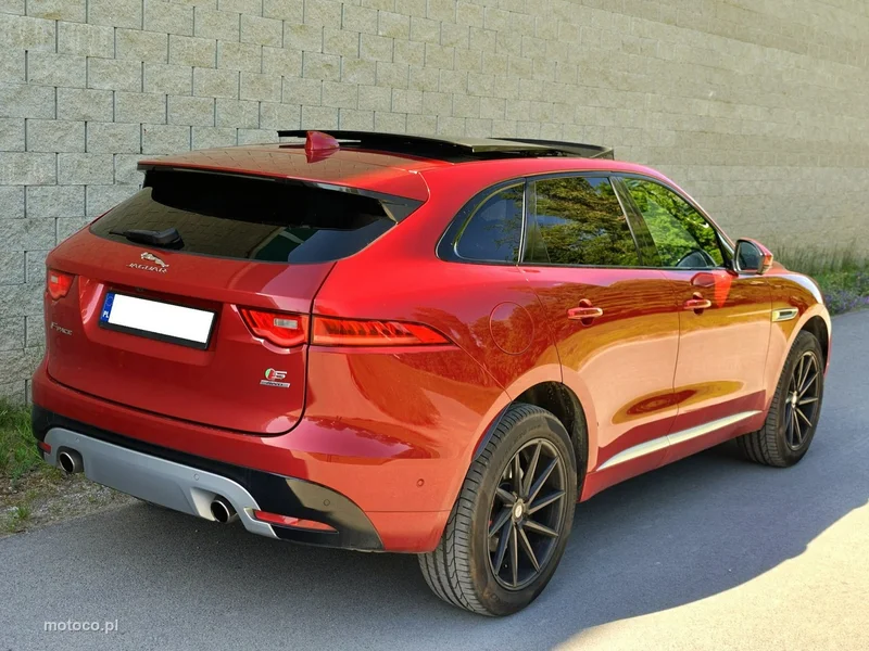 Jaguar F-Pace 4