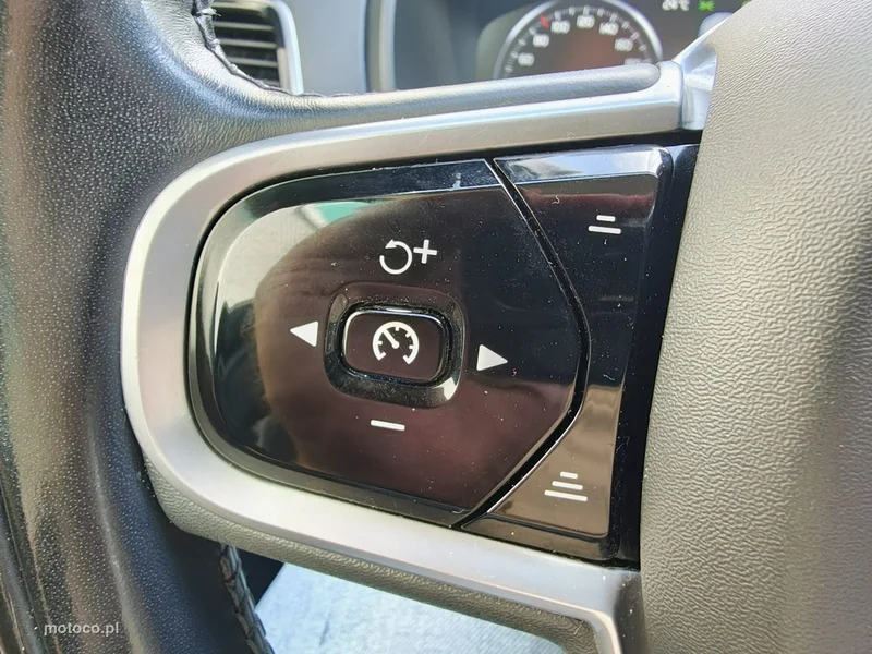 Volvo XC 90 29
