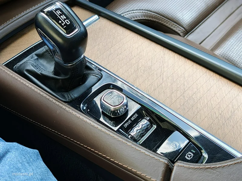 Volvo XC 90 31
