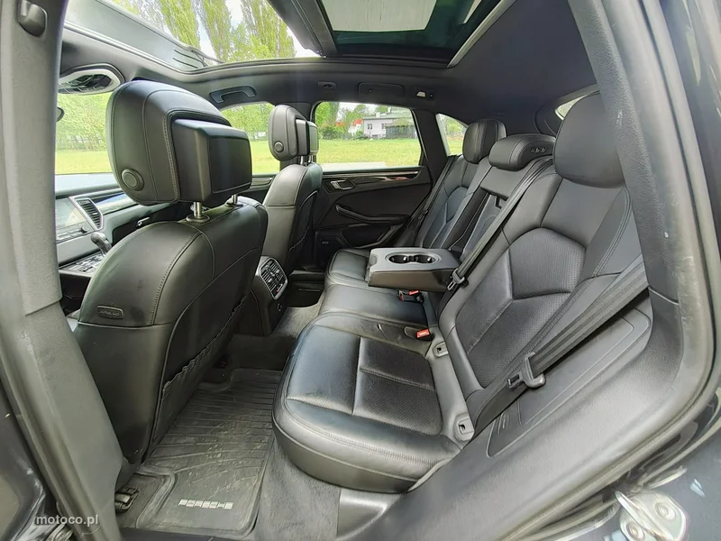 Porsche Macan 95B 13